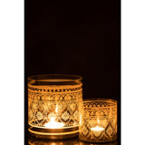 Ambiance chaleureuse créée par la lanterne J-Line Pattern