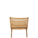 Fauteuil Ploistoel dans un salon scandinave élégant