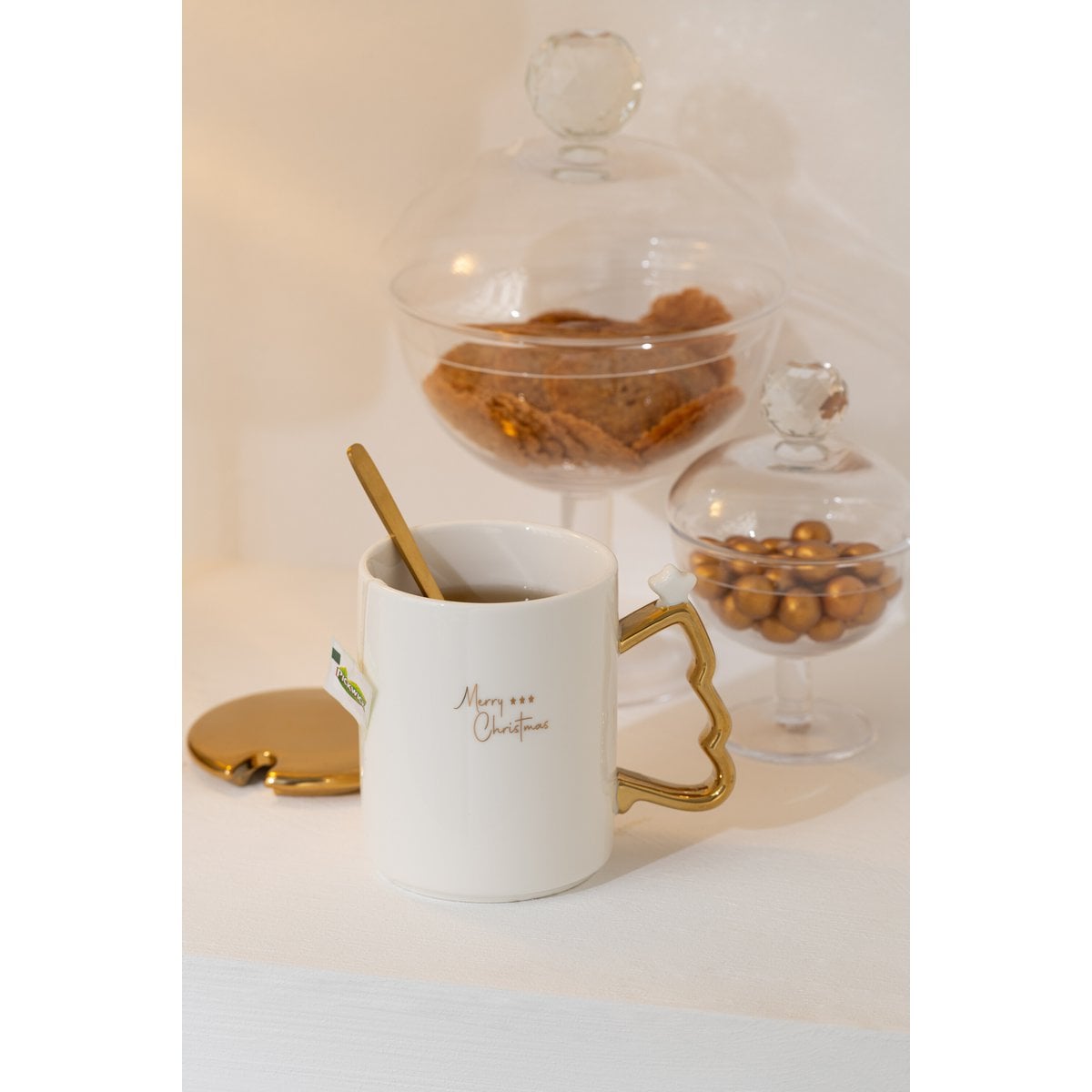 Détail du pot de rangement J-Line Diamand - design moderne