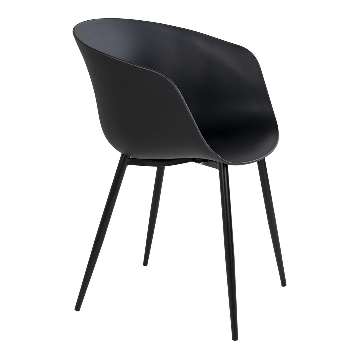Chaise Roda en situation dans une salle à manger moderne