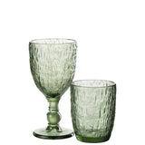 Détail du verre à vin J-Line Vera, finition en verre naturel