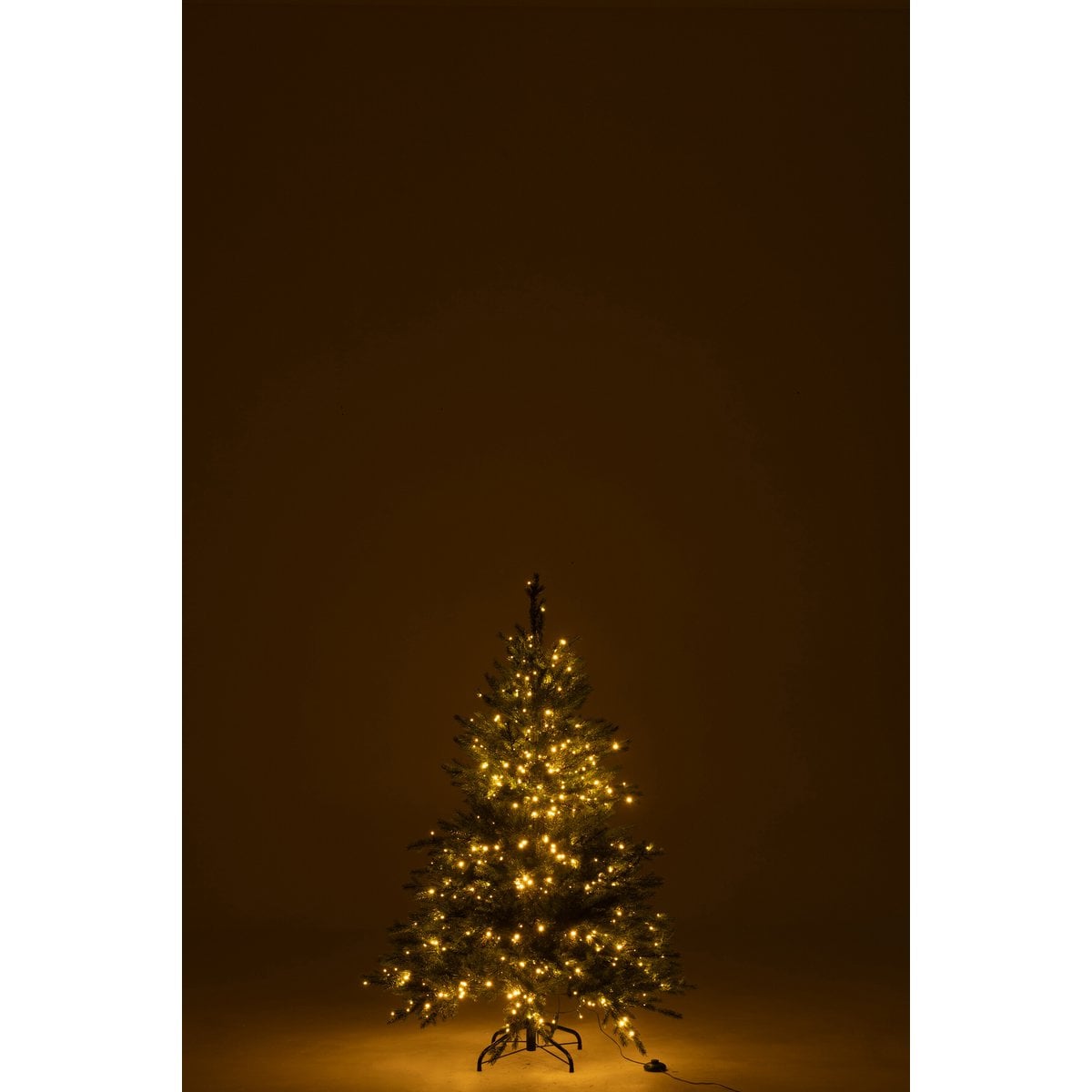 Détail du sapin de Noël J-Line 600 LED - branches vertes et LED