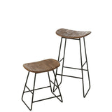 Chaise J-Line en teck recyclé, vue avant avec finition naturelle