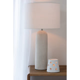 Lampe Isla Terracotta sur une table moderne