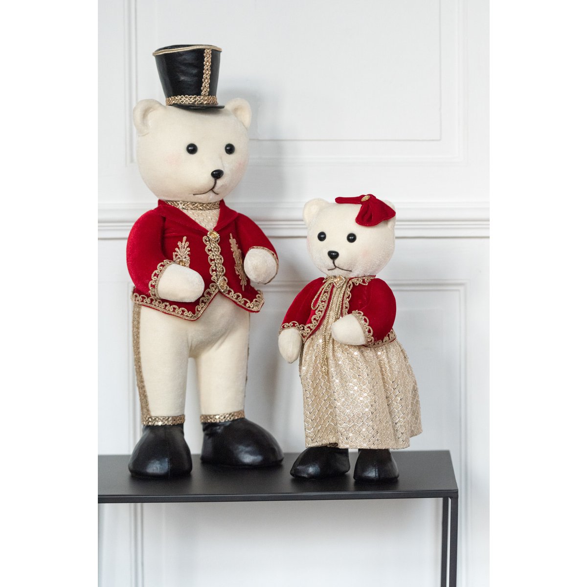 Détails de l'ours en peluche J-Line, textile et polyfoam