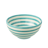 Bol en céramique Granada Stripes sur une table dressée - ambiance méditerranéenne