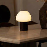 Lampe rechargeable en bois marron foncé Fynn