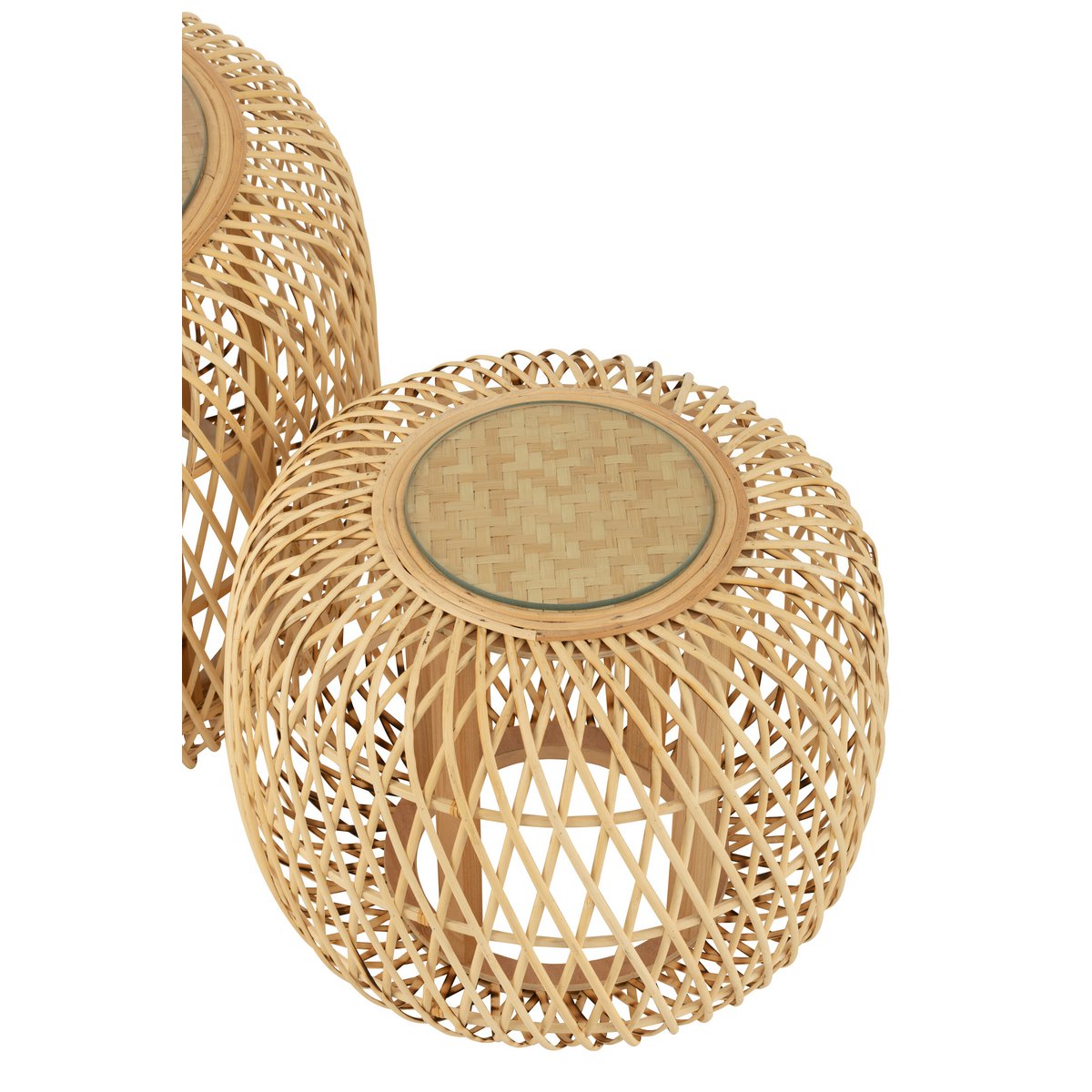 Tables d'appoint Africa dans un salon moderne