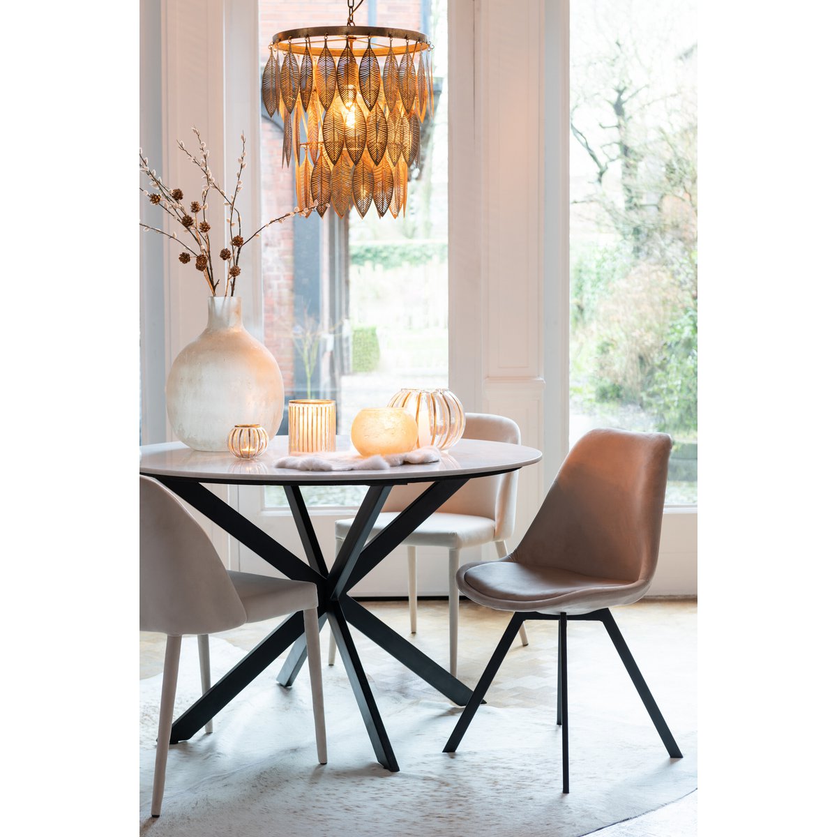 Vase Soda J-Line, profil montrant la finition brillante et forme ronde