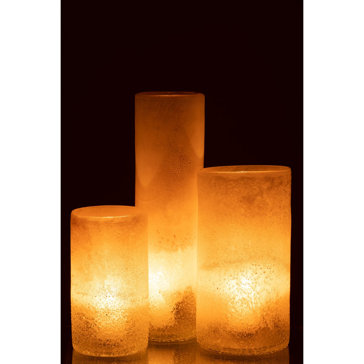 Vase J-Cylindre en verre beige, éclairage naturel