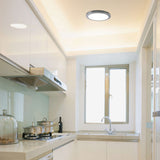 Le plafond LED "bonus", fonction, plafond métallique et plastique, les anneaux en chrome et blanc peuvent être modifiés, avec des LED fermement construites, 22,5 cm de diamètre