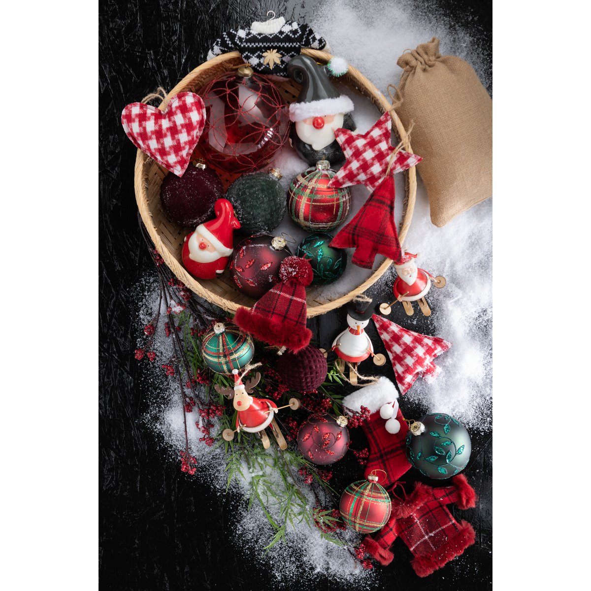Suspension J-Line Père Noël, mise en scène décorative