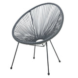 Détail du tressage en plastique de la chaise rotin moderne