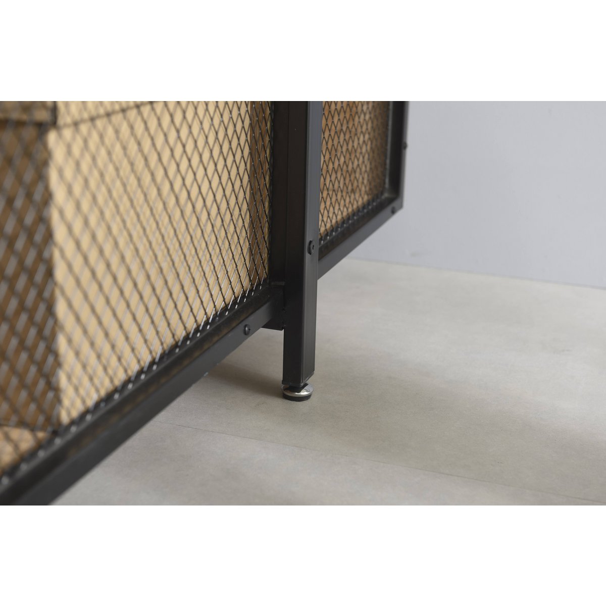 Étagère Moebilia avec objets de décoration