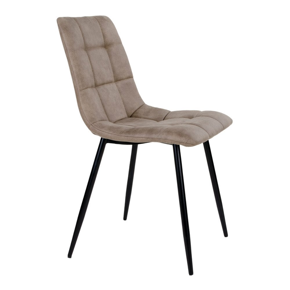 Pieds en métal noir de la chaise Middelfart, style minimaliste