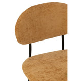 Chaise J-Line ocre en ambiance cosy