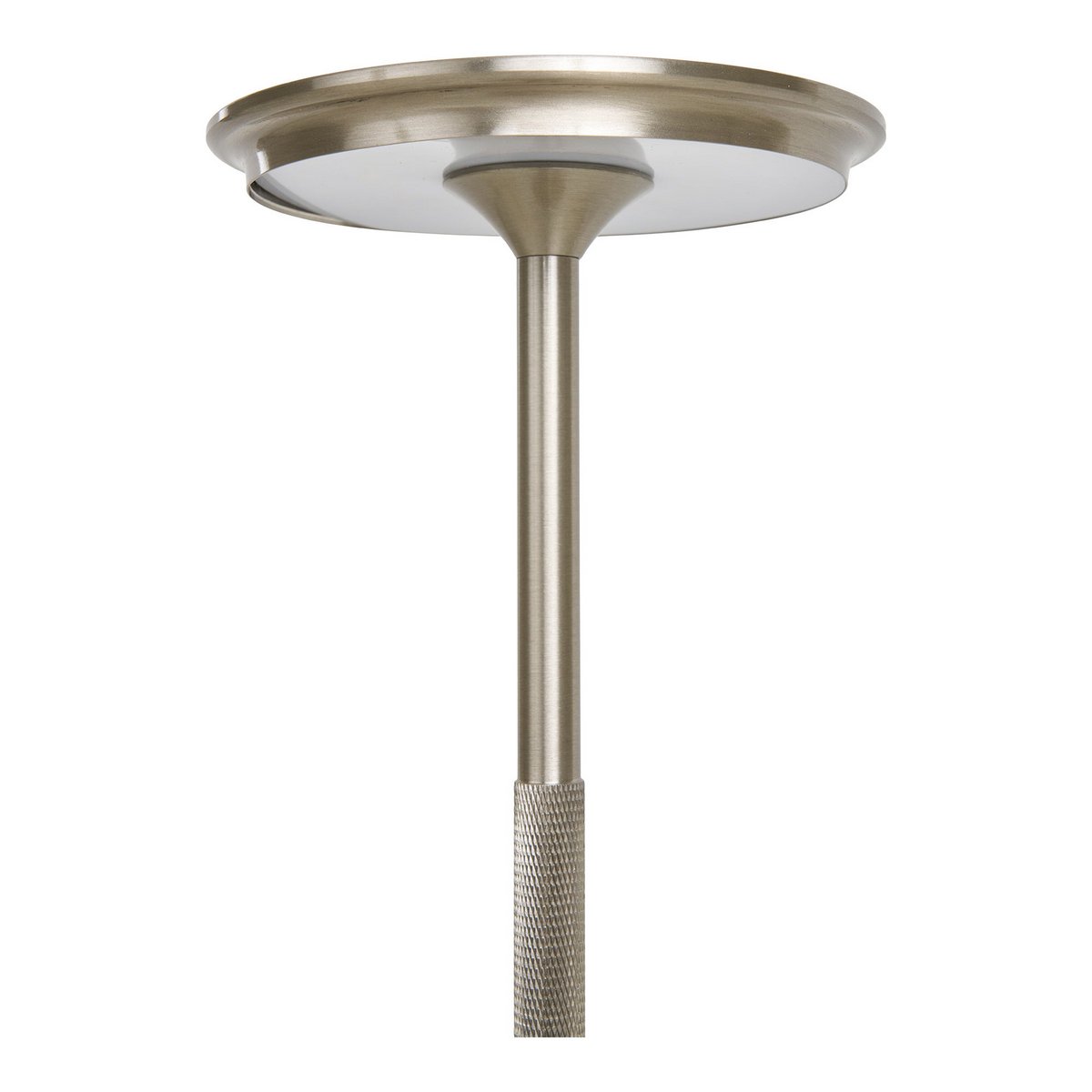 Détail du socle de la lampe Lyneham en aluminium