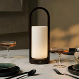 Lampe de table rechargeable en bois marron foncé Evie