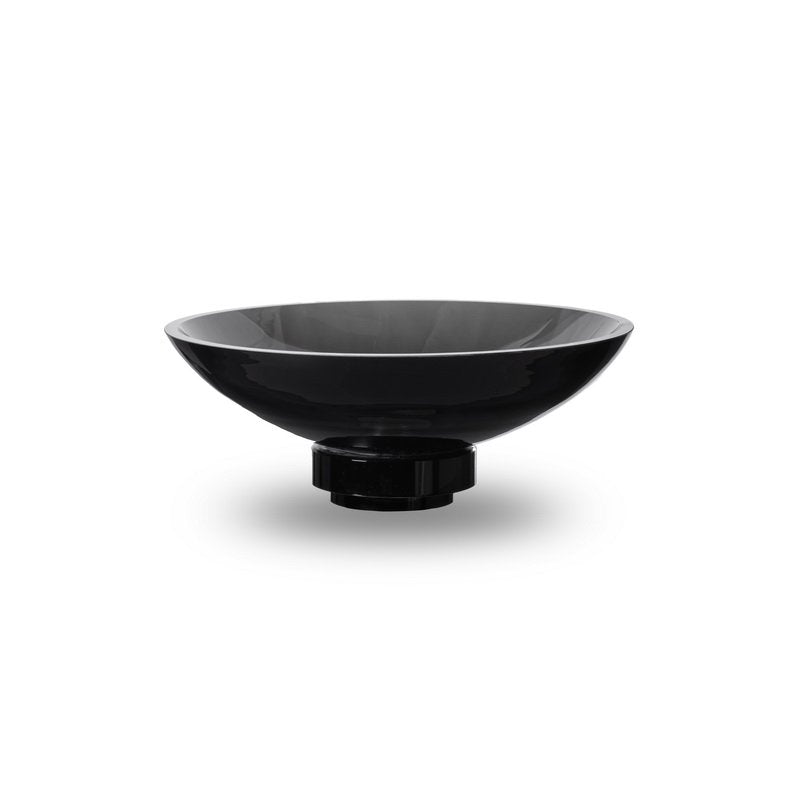 Vue latérale du bol en verre au design moderne