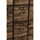 Ambiance déco avec l'armoire J-Line dans un salon