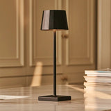 Lampe de table rechargeable noire William
