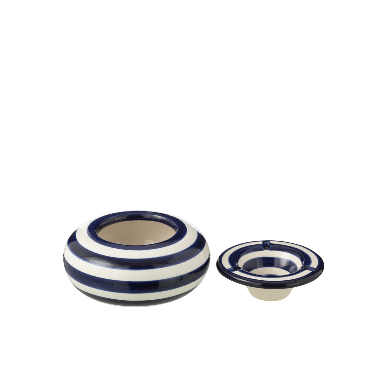 Détail de l'asbak J-Line Granade avec motifs colorés, mise en scène sur une table