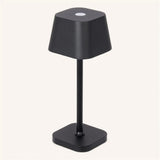 Lampe de table rechargeable noire Ava