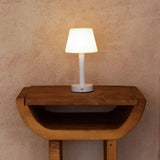Lampe de table rechargeable en bois blanc Zoë