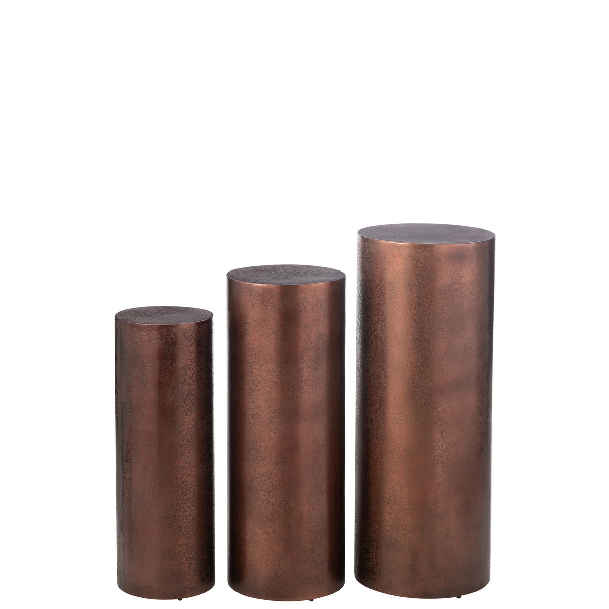 Ambiance décorative avec piliers ronds en métal bronze
