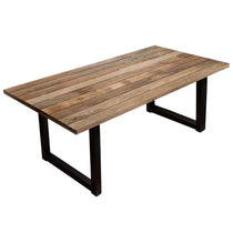 Table à manger industrielle en bois et métal, vue d'ensemble