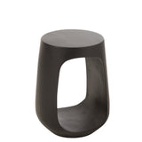 Table d'Appoint Pod en bois recyclé noir sur un fond neutre