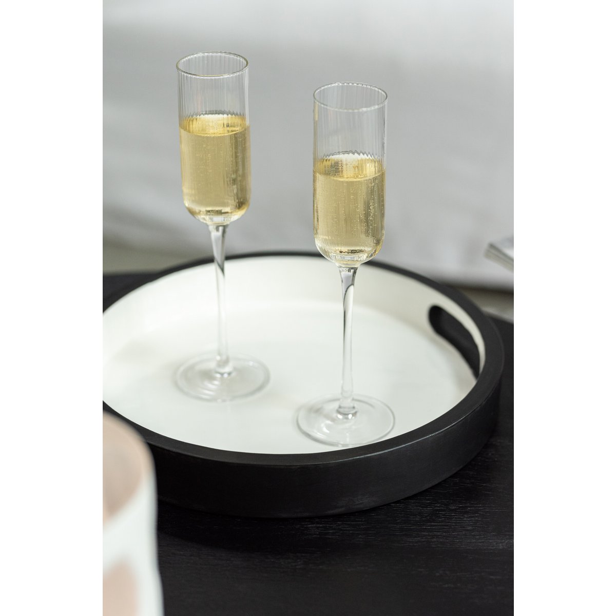 Détail du verre à champagne J-Line Louise - design raffiné