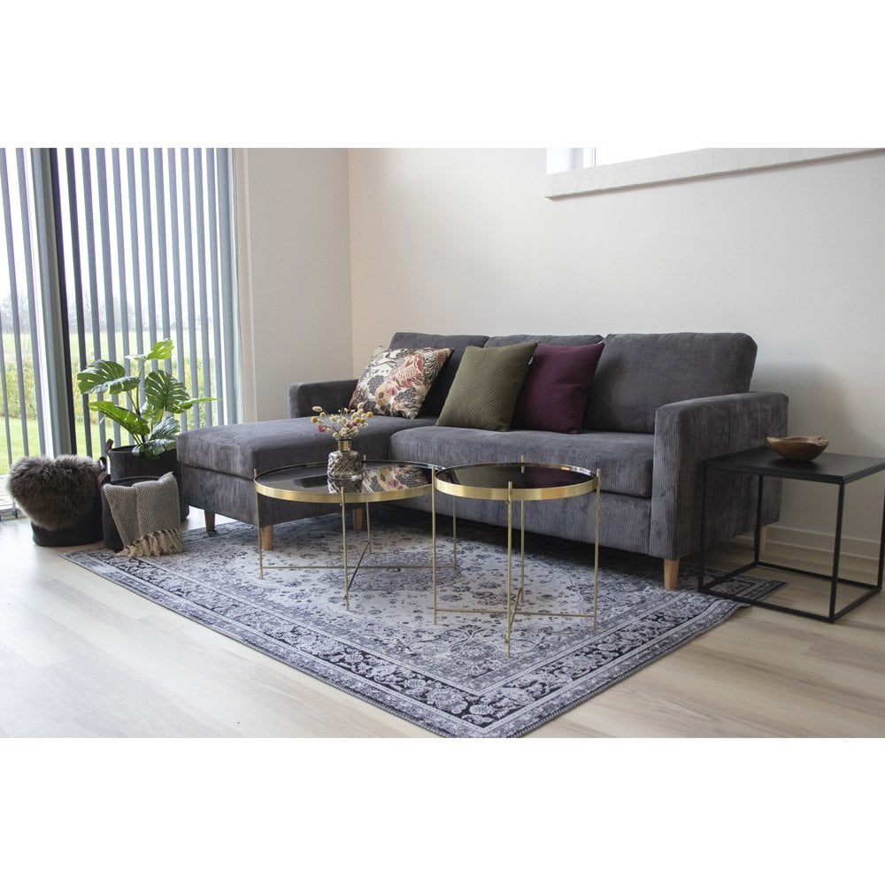 Table d'appoint Vita, détail du plateau en mélamine noire
