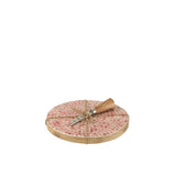 Détail du couteau cœur mosaïque sur la planche à fromage J-line