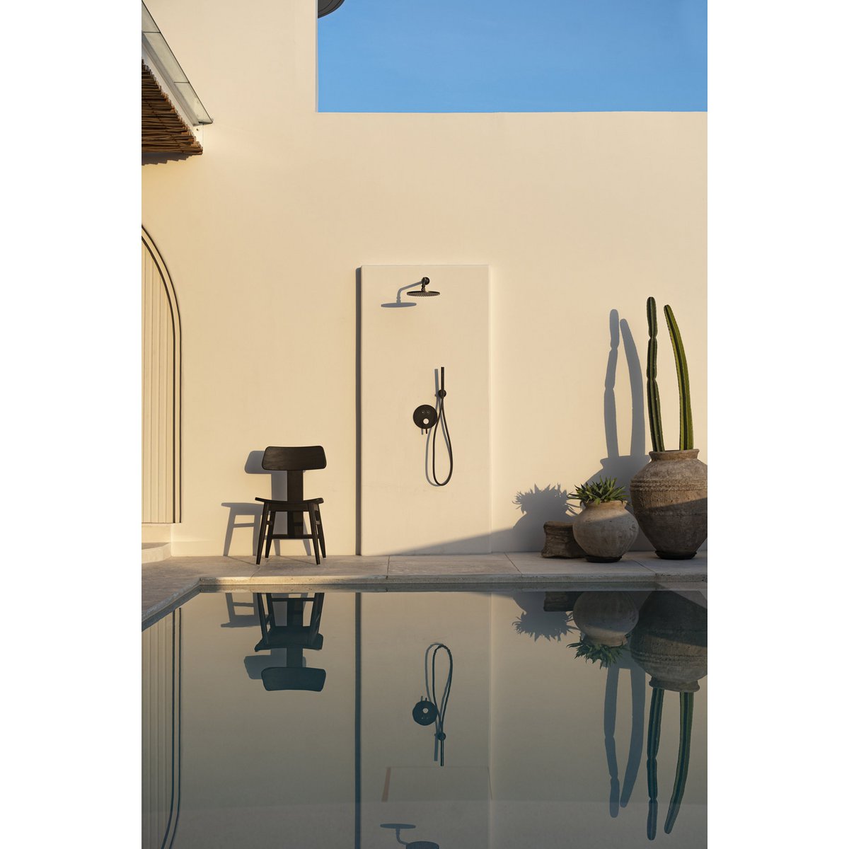 Détail de la chaise LovYa, mettant en avant les matériaux naturels