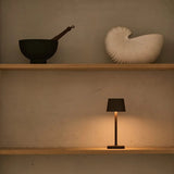 Lampe de table rechargeable marron moka Ava