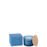 Bougie J-Line Embruns Marins avec éléments de décoration environnants