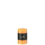 Bougie Cylindre Lumineuse Orange Petit de J-Line, design élégant et chaleureux