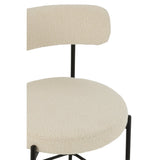 Chaise J-Line sur un comptoir de cuisine