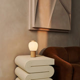 Lampe à poser en bois d'hévéa marron clair