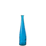 Vase Noah J-Line bleu dans un intérieur chic et contemporain
