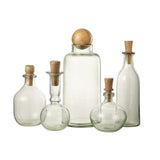 Vue latérale de la carafe vase J-Line montrant sa transparence