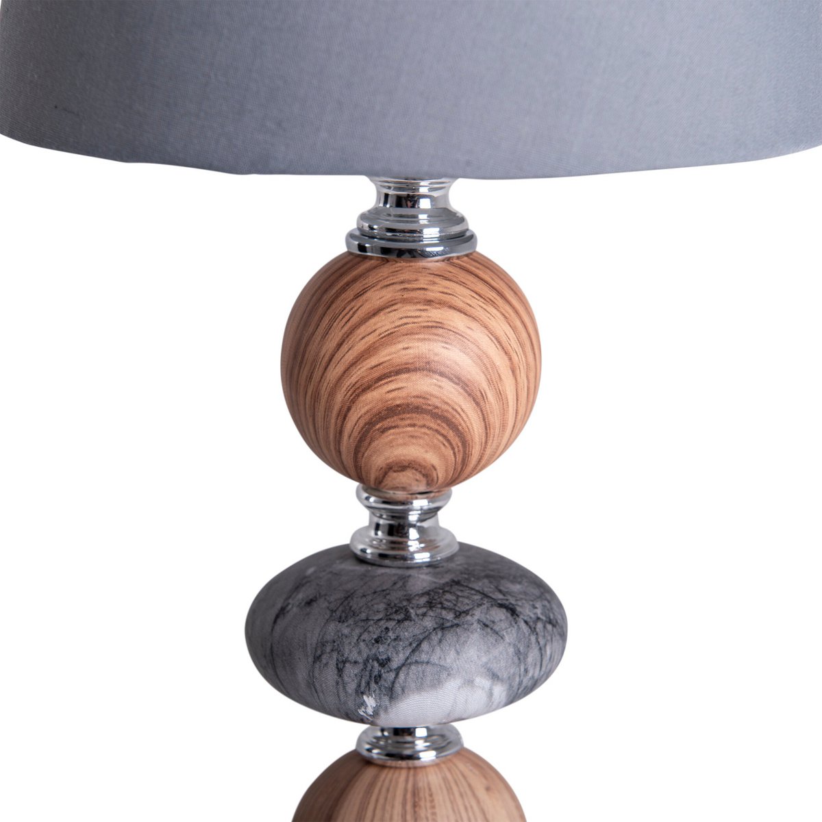 Lampe Araga sur une console, ambiance moderne