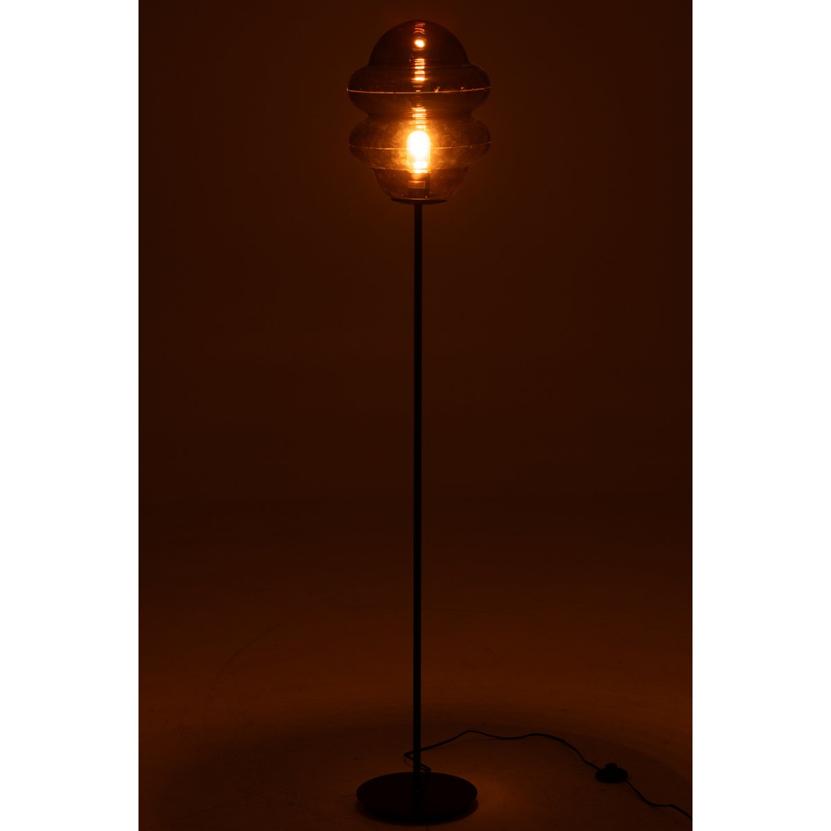 Détail du verre marron du lampadaire J-Line