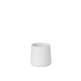 Pot de fleur J-Line, mise en scène avec des fleurs colorées