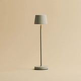 Lot de 4 lampes de table rechargeables avec station de recharge Vondel Mini gris