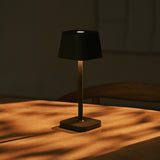 Lampe de table rechargeable vert olive Ava