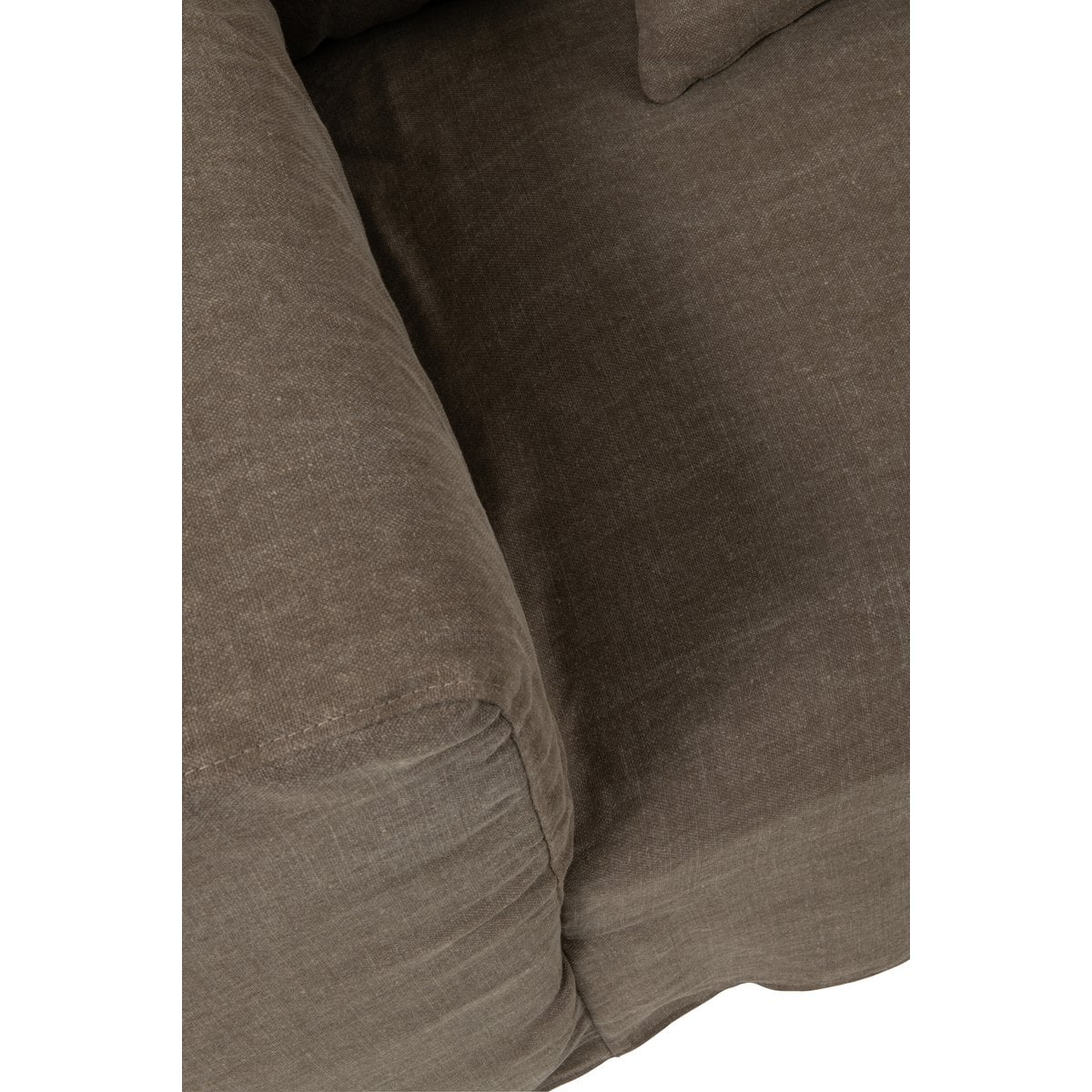 Ambiance salon avec couverture et coussins J-Line
