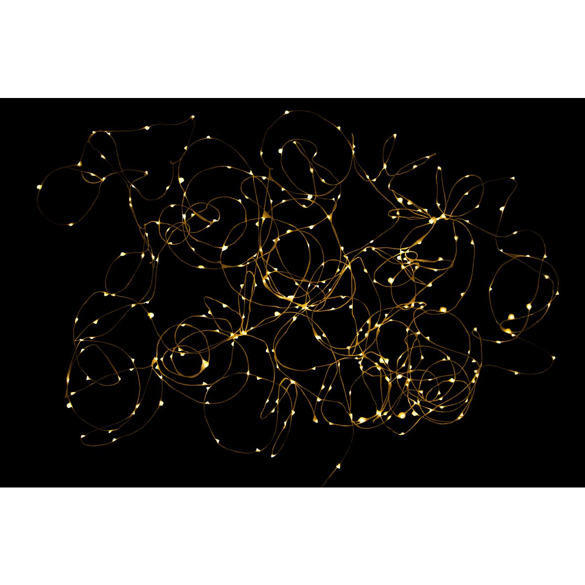 Détail de la guirlande lumineuse J-Line en argent, éclairage blanc chaud
