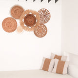 Détail d'une décoration murale DALUM tissée à la main avec des motifs bohèmes